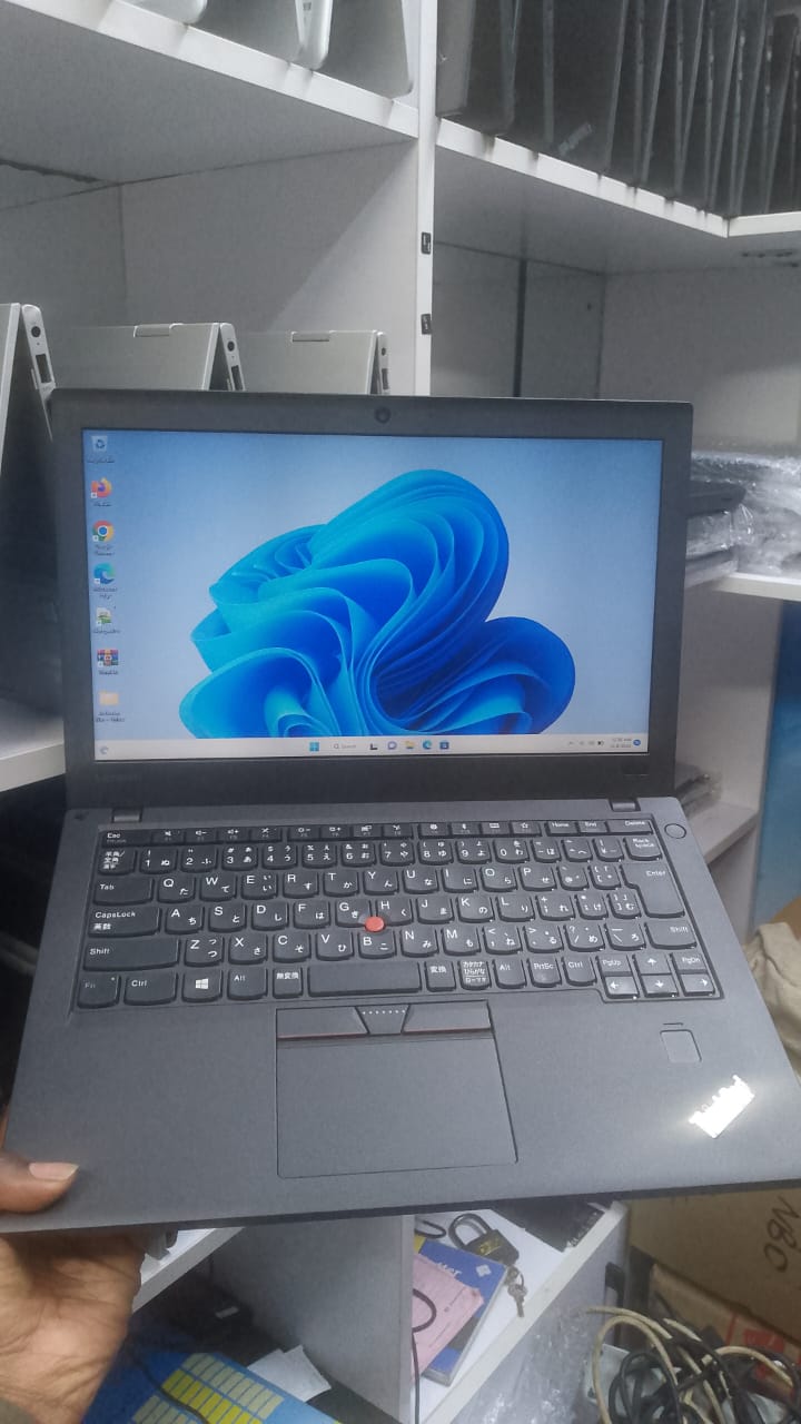 HP EliteBook 840 Laptop on Ngumi